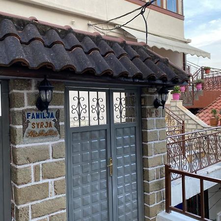 B&Bsheshalliu Берат Екстериор снимка