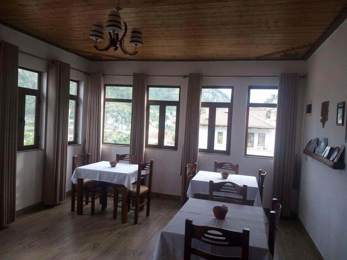 B&Bsheshalliu Берат Екстериор снимка